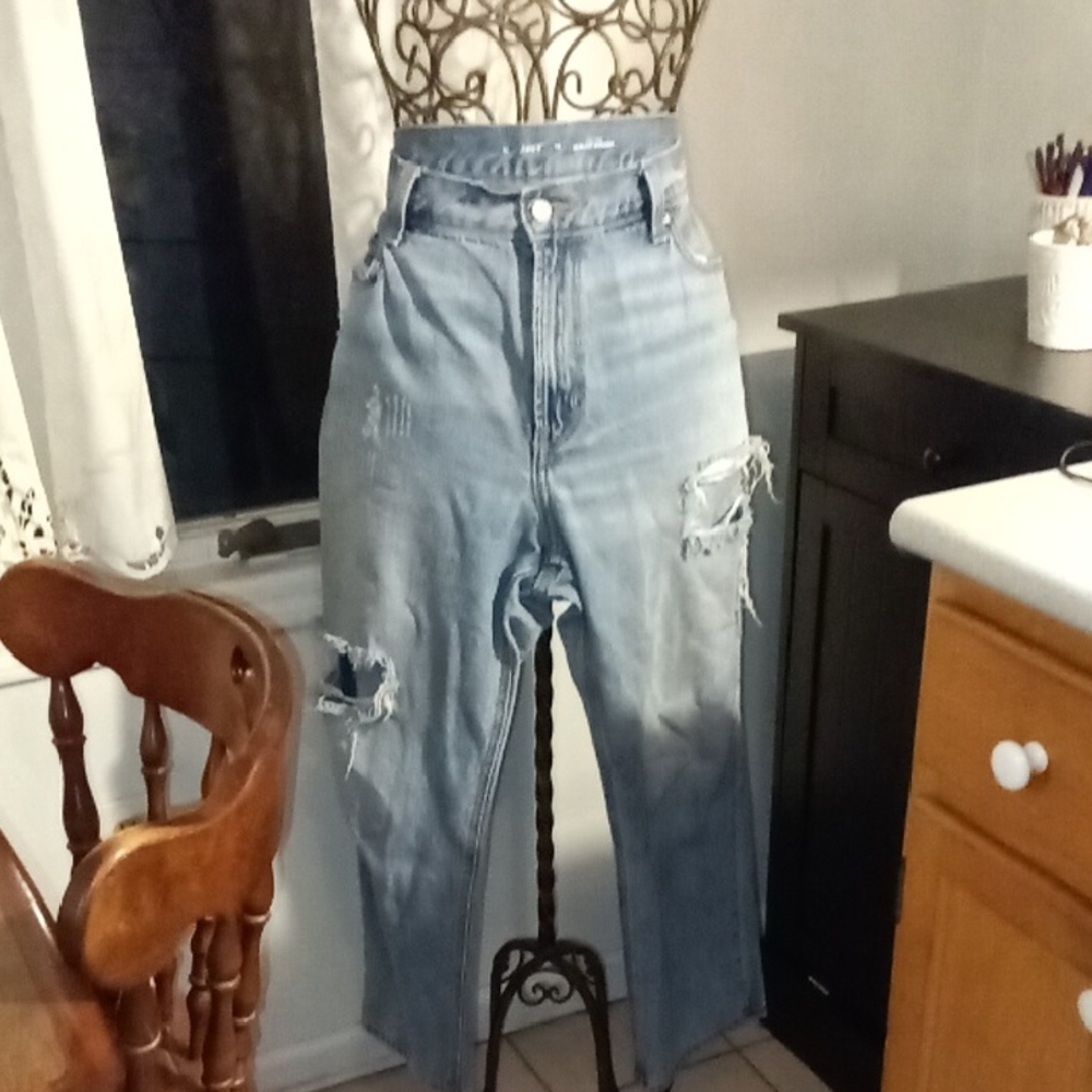 High-Waist Light Blue Distressed Women's Jeans